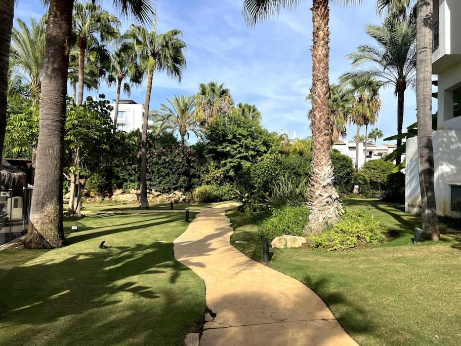 Costalita Beach Apartamento En 埃斯特波纳 外观 照片